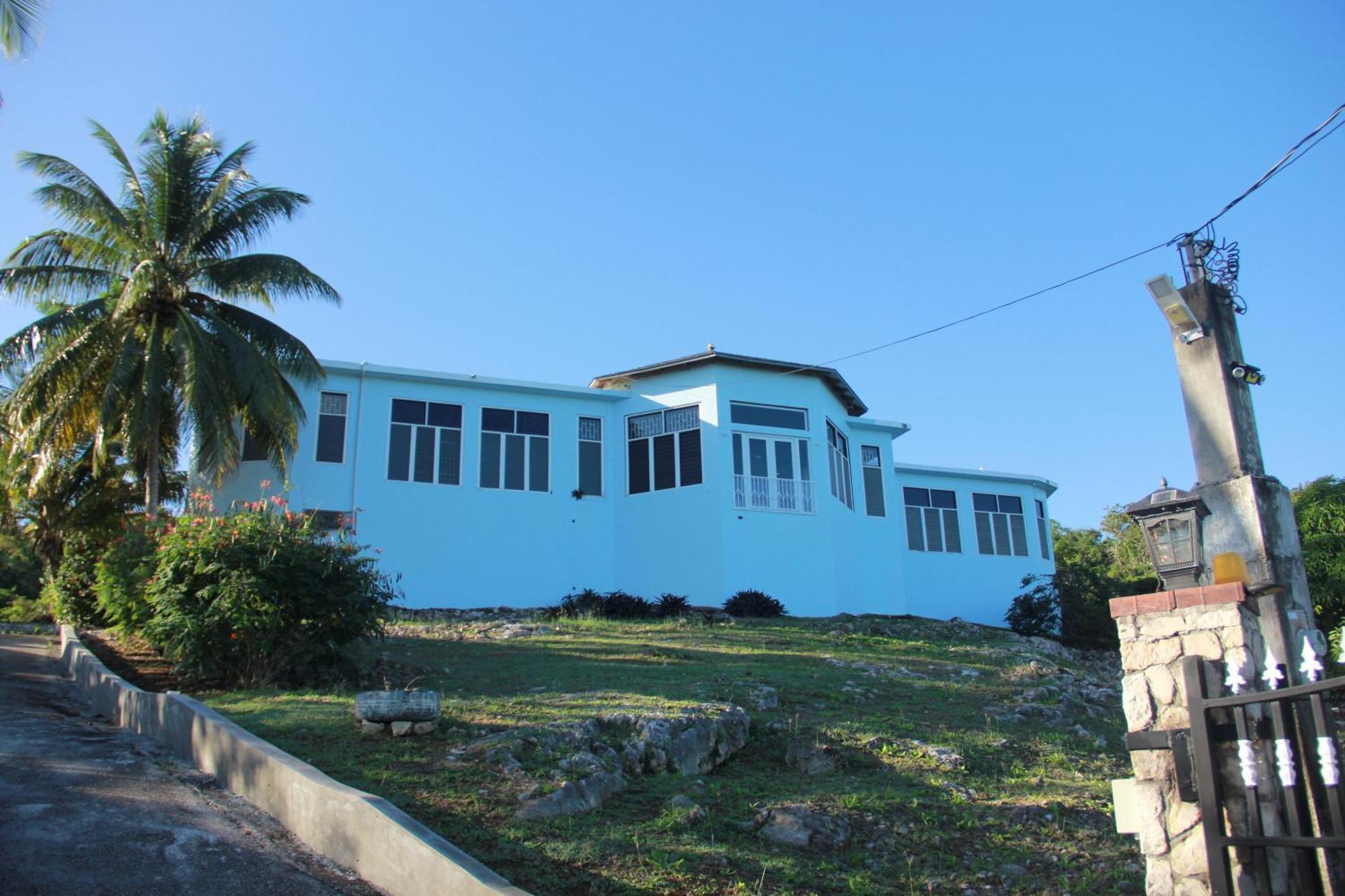 מונטגו ביי Sunshine Lodge: Your Home Away From Home מראה חיצוני תמונה