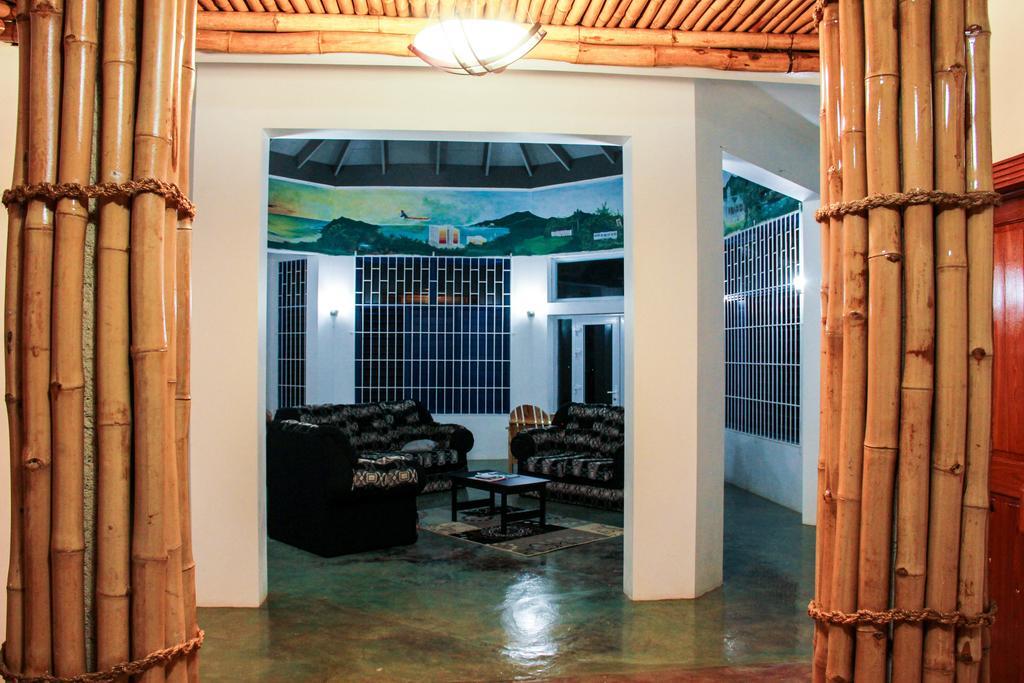 מונטגו ביי Sunshine Lodge: Your Home Away From Home מראה חיצוני תמונה