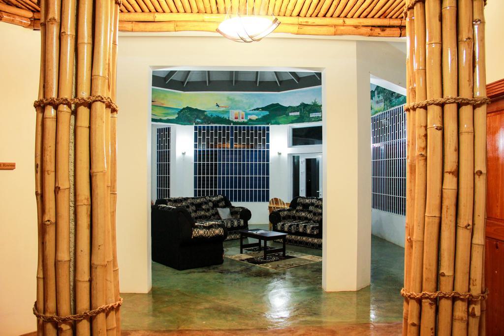 מונטגו ביי Sunshine Lodge: Your Home Away From Home מראה חיצוני תמונה
