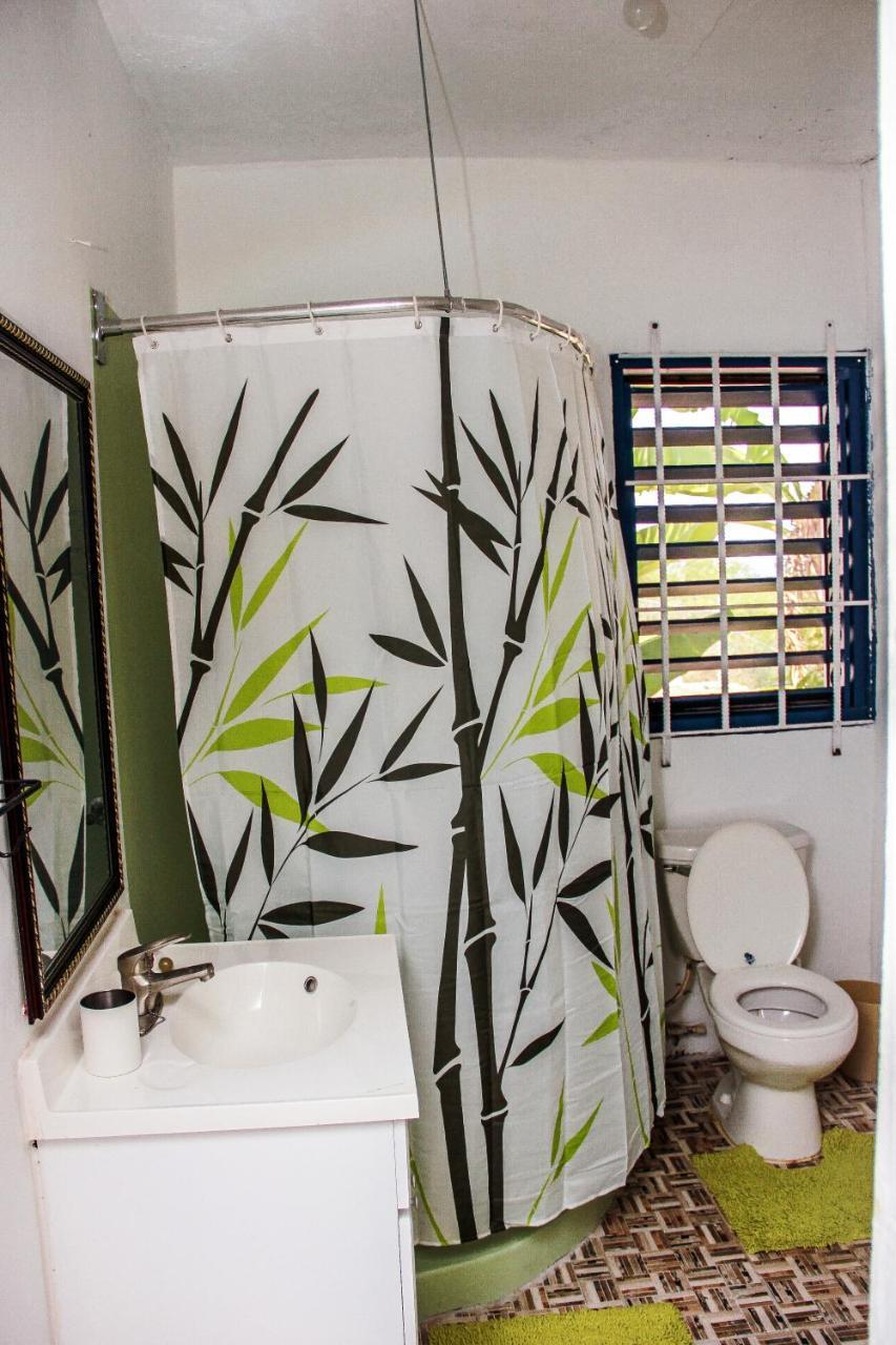 מונטגו ביי Sunshine Lodge: Your Home Away From Home מראה חיצוני תמונה